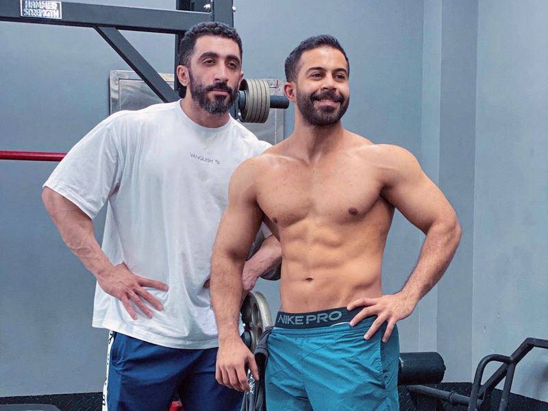 وراء كل بطل مدرب